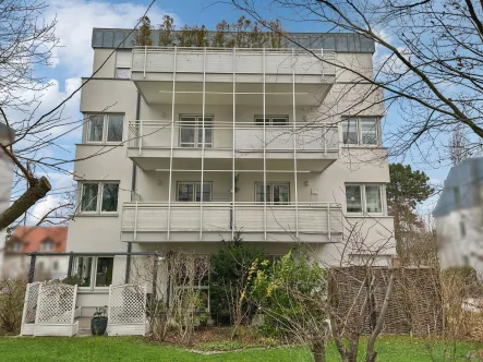 Hausansicht - Wohnung kaufen in Leubnitz-Neuostra - Bezugsfreie 2-Zimmer-Wohnung mit großem Balkon im 2. OG - Dresden-Leubnitz Neuostra