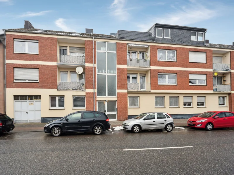 Titelbild - Wohnung kaufen in Eschweiler - Eschweiler - 3-Zimmer-Wohnung mit Balkon in zentraler Lage von Weisweiler