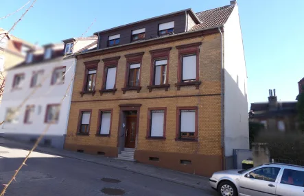 Titelbild - Haus kaufen in Saarbrücken - Schönes Mehrfamilienhaus in Saarbrücken - Malstatt