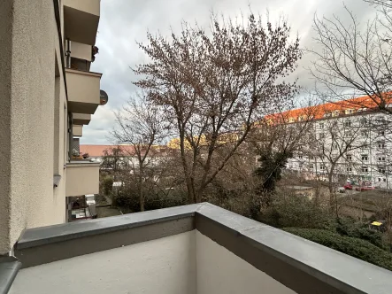 Titelbild - Wohnung kaufen in Dresden - Hübsche 2-Zimmer-Wohnung mit Balkon - Dresden-Leipziger Vorstadt