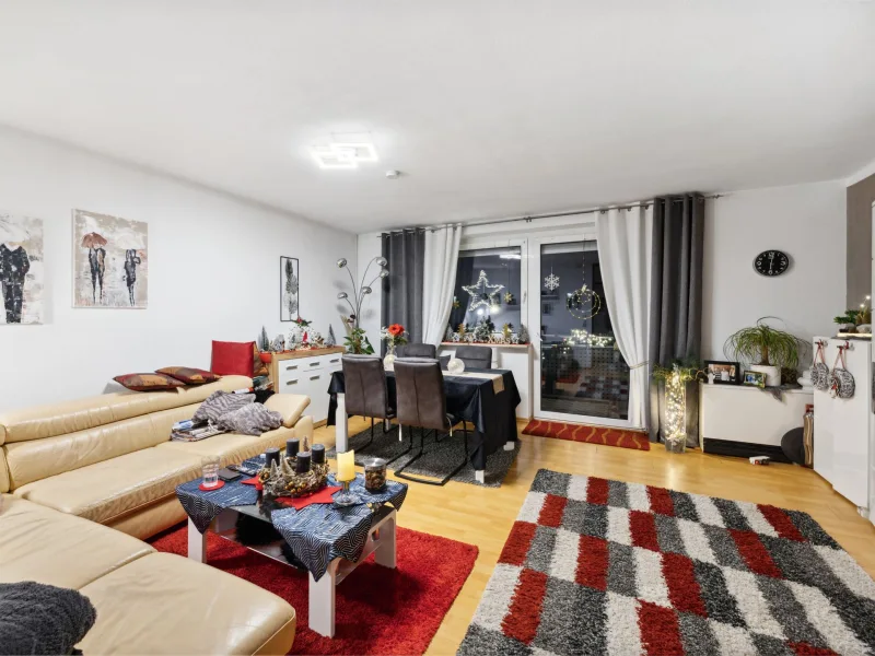 Wohnen - Wohnung kaufen in Schwabach - Vermietete 3-Zimmer-Erdgeschosswohnung mit ca. 83 m² und Balkon in Schwabach/Eichwasen