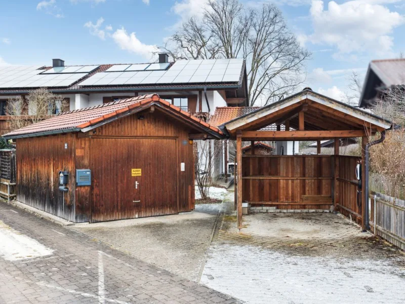 Garage und Carport