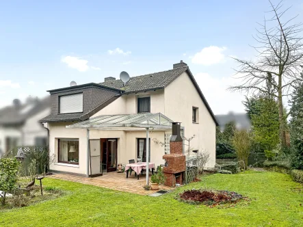 Titelbild - Haus kaufen in Witten - Reihenendhaus mit Garten  in ruhiger Lage in Witten-Herbede