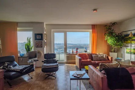 Titelbild - Wohnung kaufen in Kaarst - Traumhafte Zwei-Zimmer-Wohnung mit Balkon im attraktiven Kaarst