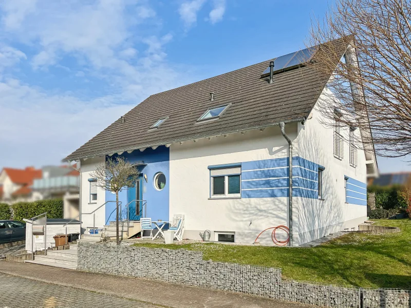 Titelbild - Haus kaufen in Linsengericht - Traumhaftes Einfamilienhaus mit großem Garten und vielen Extras in Linsengericht