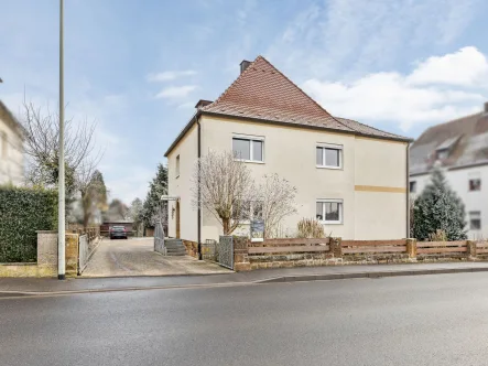 Ansicht - Haus kaufen in Gerolzhofen - Schmuckes Haus  in Gerolzhofen