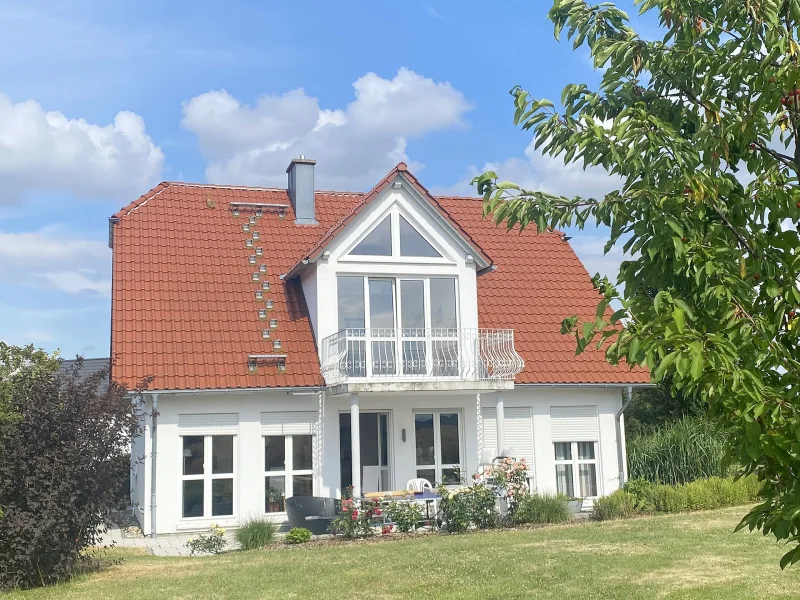 Titelbild - Haus kaufen in Weißenberg - Helles großzügiges  Einfamilienhaus mit Traumblick und  in ruhiger Lage  bei Weißenberg nahe Bautzen