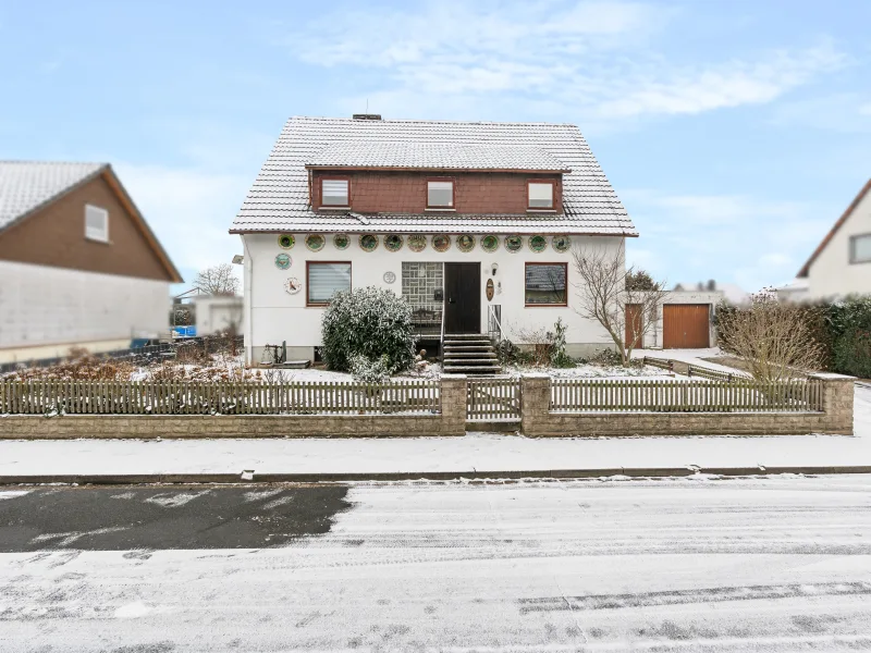 Titel - Haus kaufen in Vechelde - Wohntraum verwirklichen - freistehendes Einfamilienhaus mit Garten in Vechelde-Wedtlenstedt