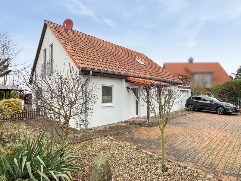 Titel - Haus kaufen in Edemissen - Einfamilienhaus mit ca. 165 m² Wohnfläche in Wehnsen-Edemissen