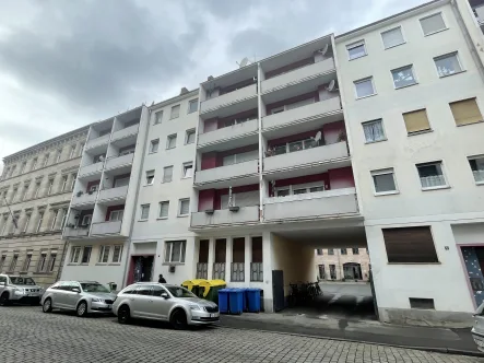 Hauptbild - Wohnung kaufen in Fürth - Attraktive Kapitalanlage: 3-Zimmer-Erdgeschosswohnung in Fürth