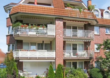 Ansicht Balkonseitig - Wohnung kaufen in Buchholz - Buchholz: Top gelegene 3-Zimmer-Wohnung mit großer Loggia, Fahrstuhl, Keller und TG-Stellplatz