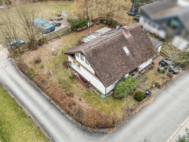 Außenansicht - Haus kaufen in Röttenbach - Charmantes Einfamilienhaus mit viel Potential in Top Lage von Röttenbach bei Erlangen