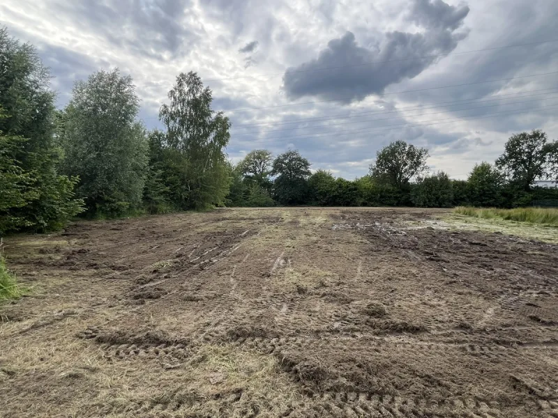 Titelbild - Grundstück kaufen in Bargteheide - Gewerbegrundstück mit Bauvorbescheid für Gastronomie und Baugenehmigung für Gewerbehalle