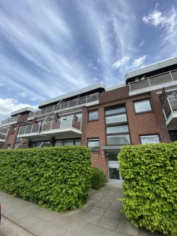Außenaufnahme - Wohnung mieten in Hamburg - Gut geschnittene 2-Zimmer Wohnung mit zwei großen Dachterassen in ruhiger Lage von Bramfeld