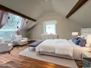 Schlafzimmer DG