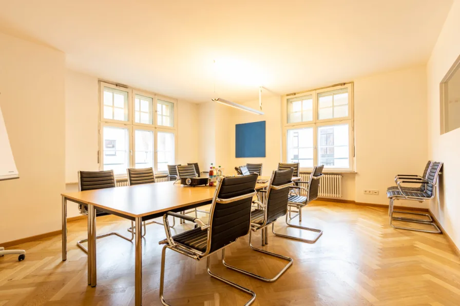 Büro - Büro/Praxis mieten in Ingolstadt - Große Bürofläche mit Charme in der Innenstadt