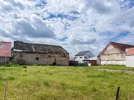 Bild 1 - Grundstück kaufen in Kösching - Baugrundstück für ein 10-Familienhaus in Kösching