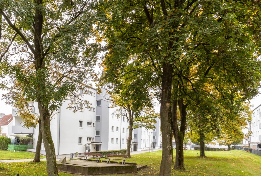 Außenansicht - Wohnung mieten in Lenting - Moderne Etagenwohnung in Lenting ideal für Familien