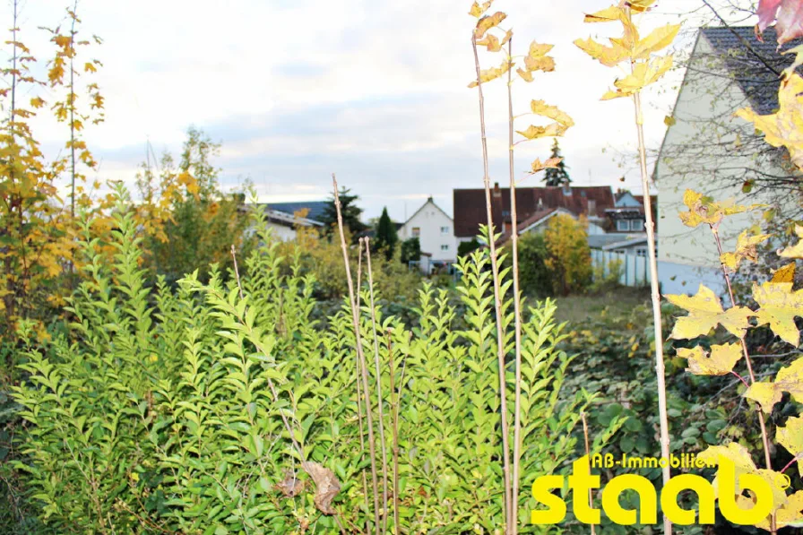 Vorderansicht - Grundstück kaufen in Aschaffenburg - Baugrundstück für eine DHH im beliebten "Strietwald"