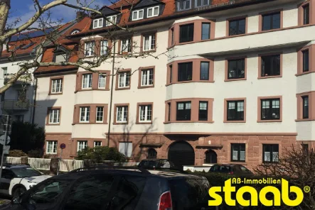 Außenansicht - Wohnung mieten in Aschaffenburg - ***HELL - ZENTRAL - EINZIGARTIG*** GERÄUMIGE ALTBAU-STADTWOHNUNG!