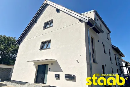 Balkon - Wohnung kaufen in Karlstein a.Main - HOCHWERTIG SANIERT - GEMÜTLICHE 3-ZIMMER-WOHNUNG MIT 2 STELLPLÄTZEN IN BEVORZUGTER LAGE VON KARLSTEIN-OT!