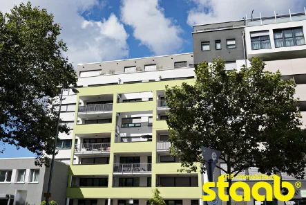 Außenansicht - Wohnung mieten in Aschaffenburg - ***ZENTRUM! *** MODERNE STADTWOHNUNG MIT EINBAUKÜCHE UND STELLPLATZ!