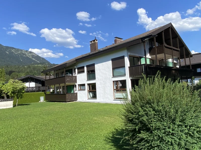 Hausansicht - Wohnung kaufen in Garmisch-Partenkirchen - Kapitalanlage: 1-Zimmer-Apartment in sehr guter Lage im Ortsteil Partenkirchen