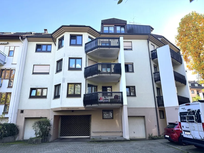 Aussenansicht - Wohnung kaufen in Freiburg - Vermietete 1-Zimmer-Wohnung mit Potenzial