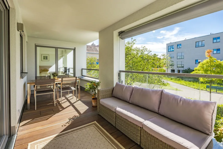 Sonnige Loggia - Wohnung kaufen in München - Moderne 3-Zimmer-Wohnung mit sonniger Loggia