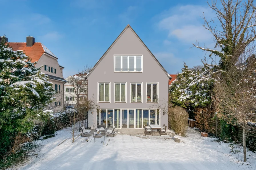 Wohnen in der Villenkolonie - Haus kaufen in München - Exklusive Familienoase von ca. 339 m² im Herzen der Pasinger Villenkolonie I