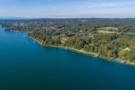 Traumhaftes Grundstück am See - Grundstück kaufen in Feldafing - Rarität: Seegrundstück von 13.324 m² und genehmigter Villen-Planung