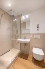 Modernes Badezimmer