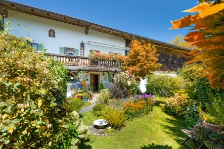 Authentisches Ambiente - Haus kaufen in Eurasburg - Denkmalgeschützter, zauberhafter Hof von 1750 in absolut idyllischer Lage