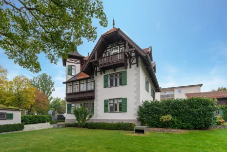 Bildschöne Altbau-Villa - Haus mieten in Tutzing - Rarität "Villa Beisele": Saniertes Altbau-Juwel von 1890 mit viel Charme und Komfort