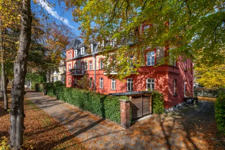 Altbau-Juwel von 1890 - Wohnung kaufen in München - Logenplatz am Schlosskanal: 3- bis 4-Zimmer-Wohnung in traumhaftem Altbau-Juwel