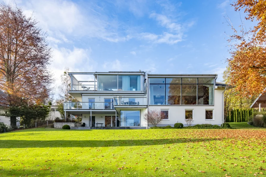 Design trifft auf Komfort und Natur - Haus mieten in Schondorf am Ammersee - Moderne, geräumige Familien-Villa mit technischen Finessen und exklusivem Seezugang