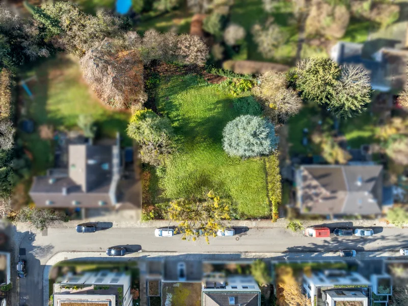 Idyllisches Süd-/West-Grundstück - Grundstück kaufen in München - Bauen im noblen Nymphenburg: Grundstück von 1.196 m² mit Genehmigung für Stadtvilla