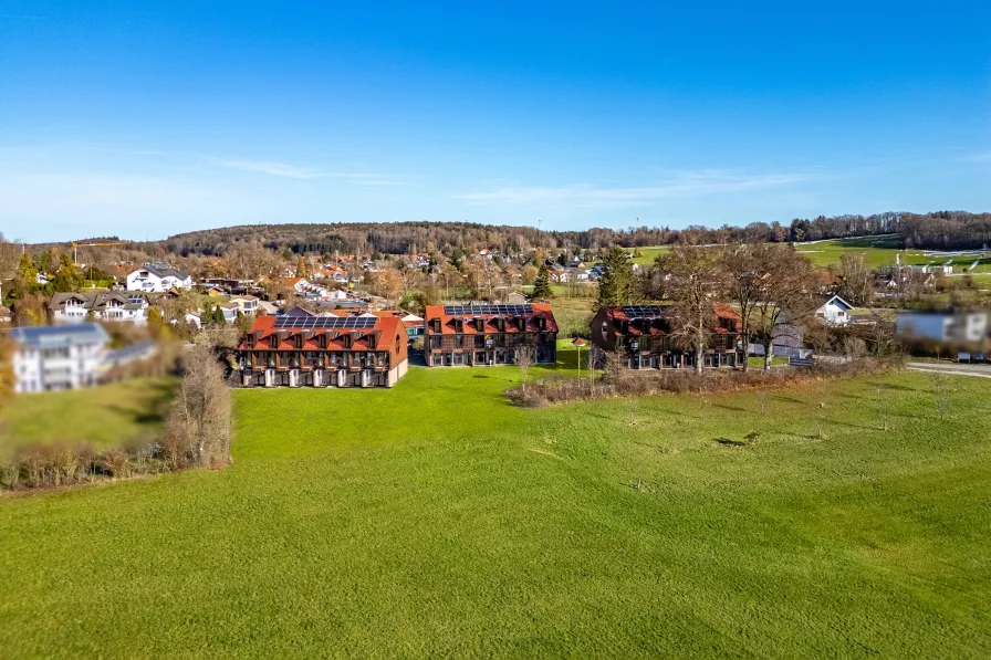 Grüne Umgebung - Haus kaufen in Berg - Neubau: Mittelhaus mit exklusiven Add-ons