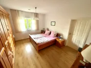 13523 Schlafzimmer 2