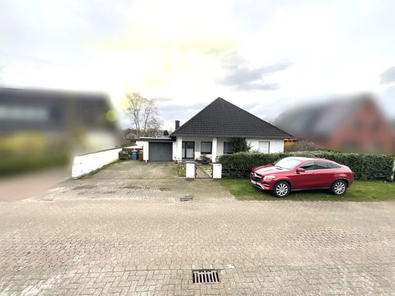 11524 Vorderansicht Bild 3 - Haus kaufen in Friesoythe - Charmanter Bungalow mit Garage und großer Außenterrasse  in attraktiver Lage zu verkaufen