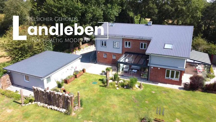 Exklusives Landleben in Alleinlage !-Thumbnail - Haus kaufen in Heide - Liebevoll saniertes Landhaus in Alleinlage – Stilsicher, modern & nachhaltig (Energieklasse A!)