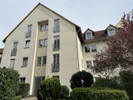 Außenansicht - Wohnung kaufen in Bamberg - 2-Zimmer-Wohnung mit Balkon und Garage in BA-Gärtnerviertel