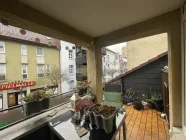 überdachter Balkon