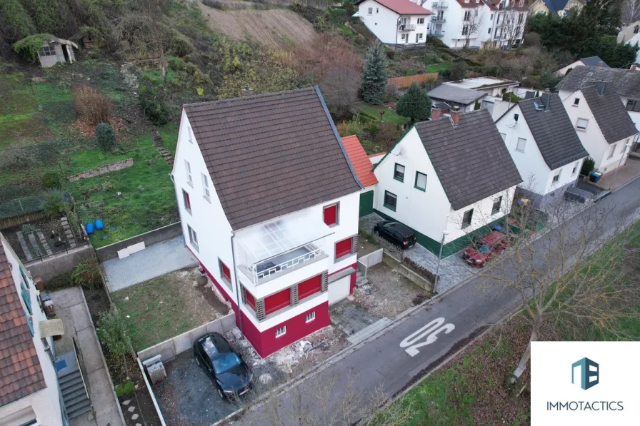 Ansicht von oben - Haus kaufen in Laubenheim - Sensation! Komplett saniertes Einfamilienhaus für Familien. Einziehen und wohlfühlen!