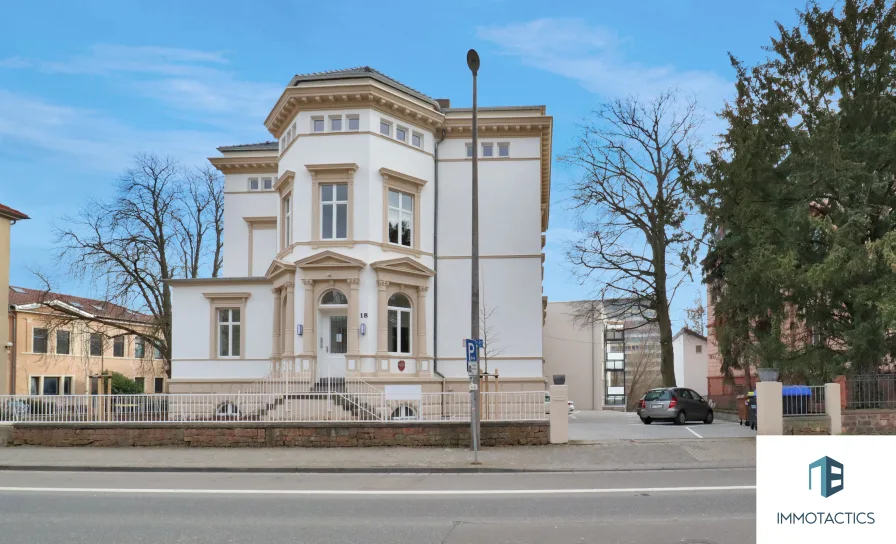 Außenansicht - Wohnung kaufen in Bad Kreuznach - Exklusive Erdgeschosswohnung in historischer Villa mit schönem Ausblick auf die Nahe