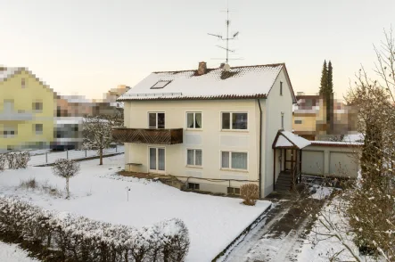 Titelbild - Haus kaufen in Bad Saulgau - Stadtnahes 2-Familienhaus mit Gartenparadies!