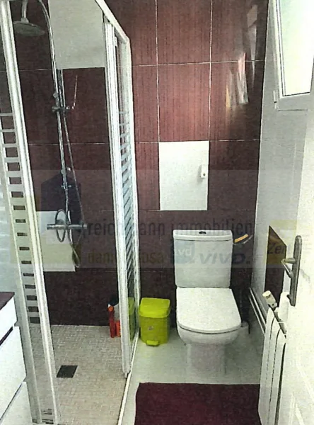 Badezimmer - Dusche 1. Etage