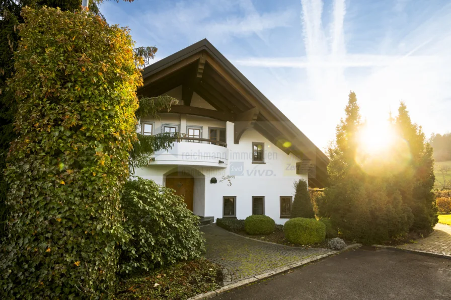 Architektonisches Juwel in Wehingen  - Haus kaufen in Wehingen - Einfamilienhaus mit Eleganz & Wohnkomfort trifft Landhausluxus – Ihr exklusives Refugium in Wehingen!