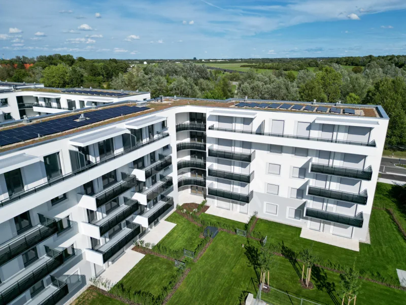 Blick  - Wohnung mieten in Unterhaching - zum Erstbezug: Schöne 2-Zimmer Neubau-Dachterrassenwohnung