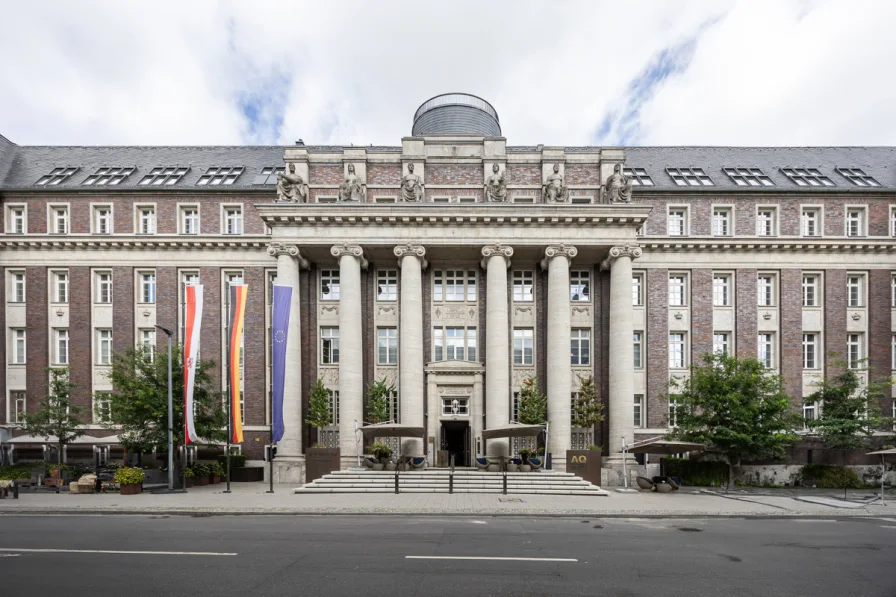 Altes Amtsgericht - Das historische Tor zum ANDREAS QUARTIER